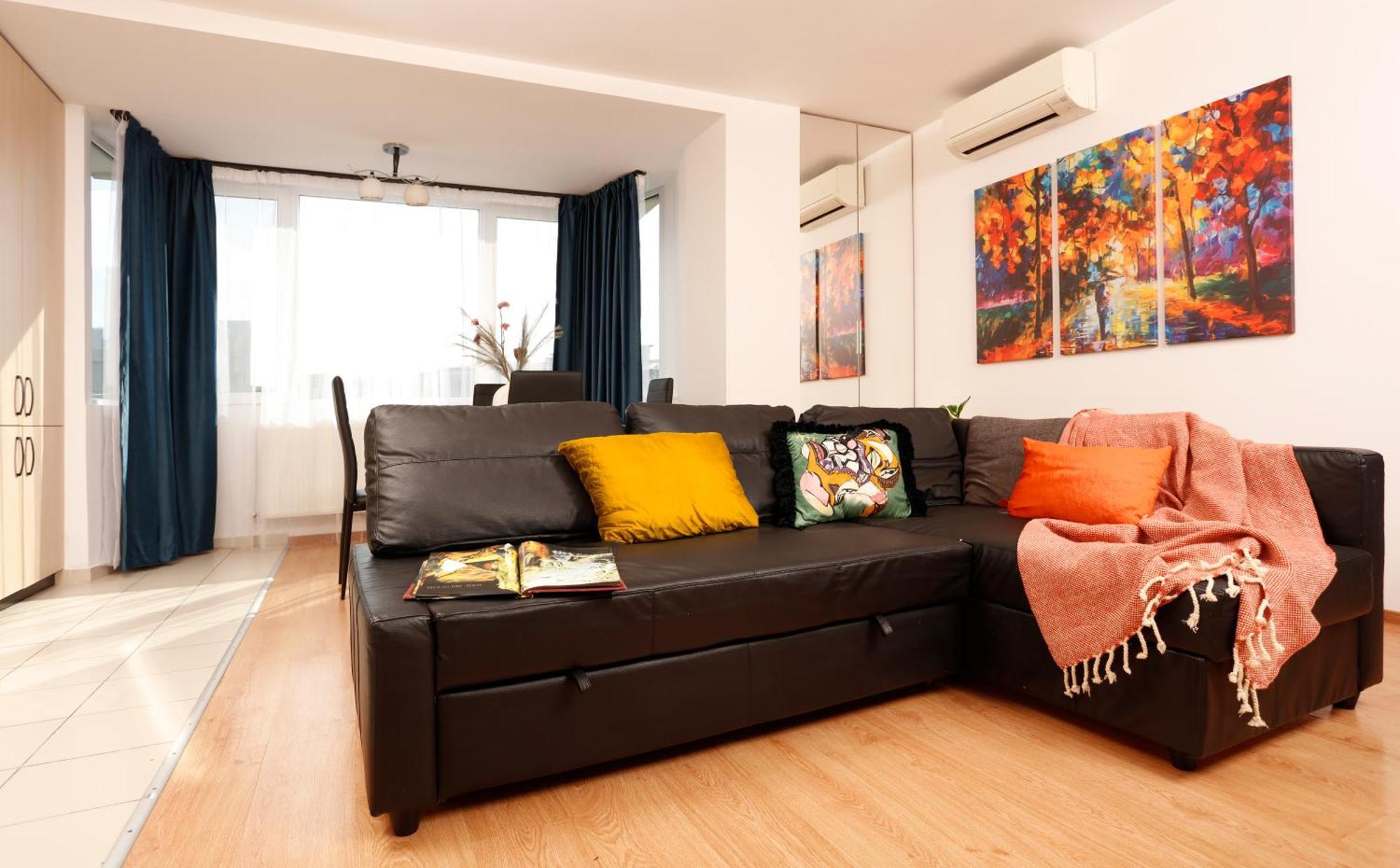 Enchanting Retreat - Historic Old Town - Pet-Friendly Haven - Steps From Unirii בוקרשט מראה חיצוני תמונה