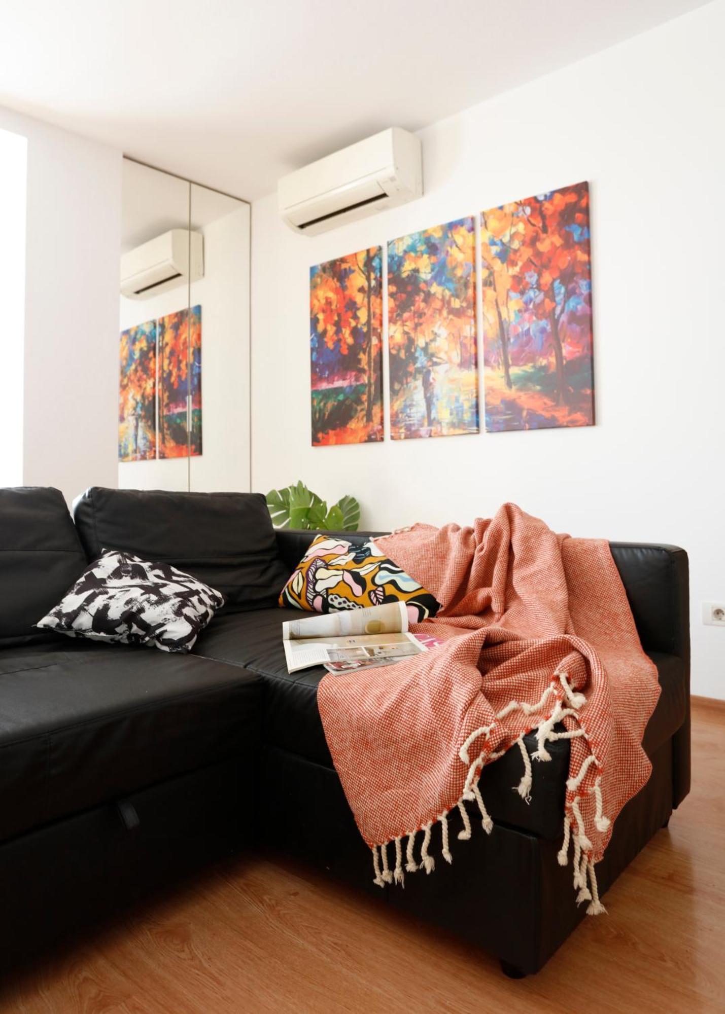 Enchanting Retreat - Historic Old Town - Pet-Friendly Haven - Steps From Unirii בוקרשט מראה חיצוני תמונה