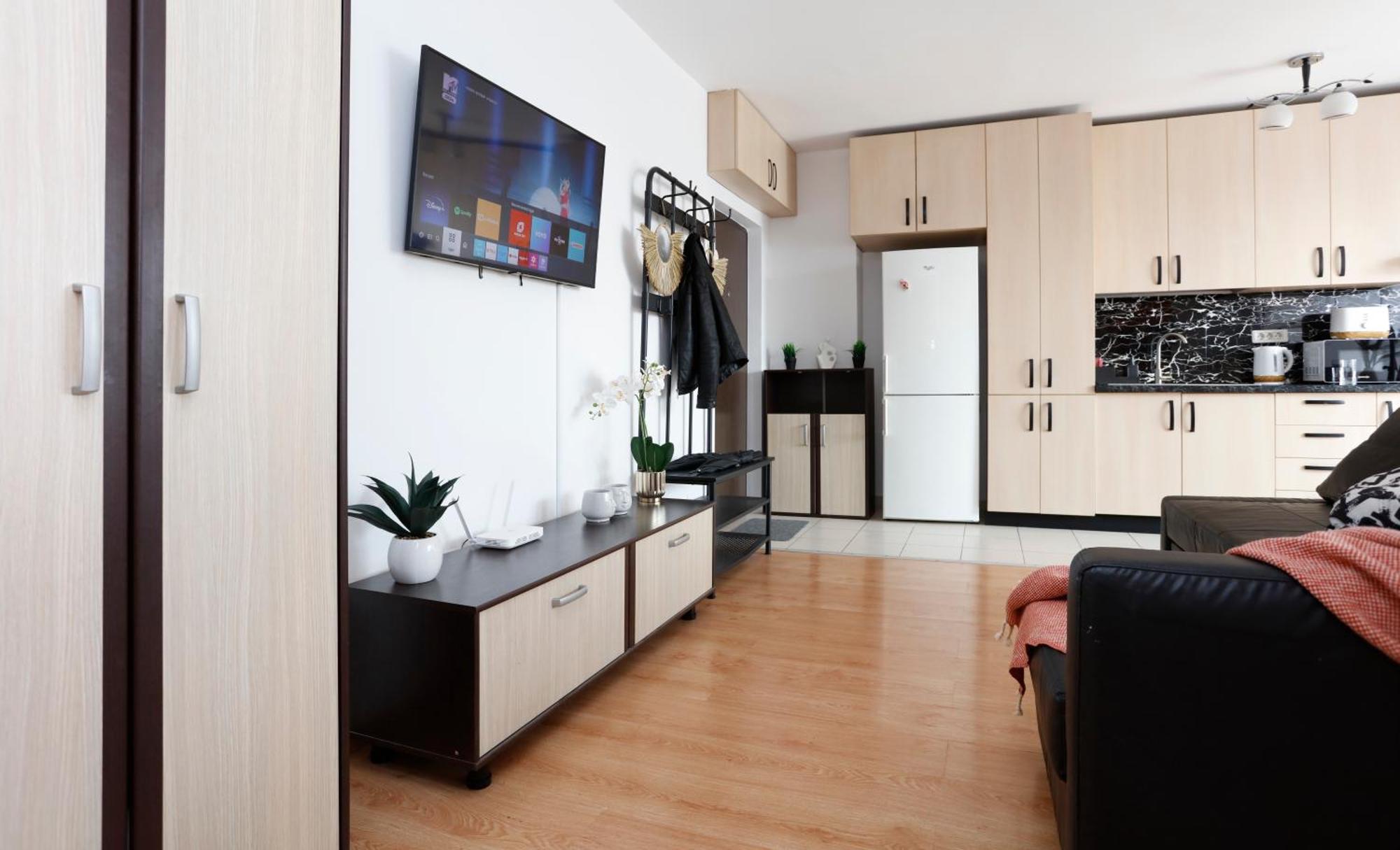 Enchanting Retreat - Historic Old Town - Pet-Friendly Haven - Steps From Unirii בוקרשט מראה חיצוני תמונה