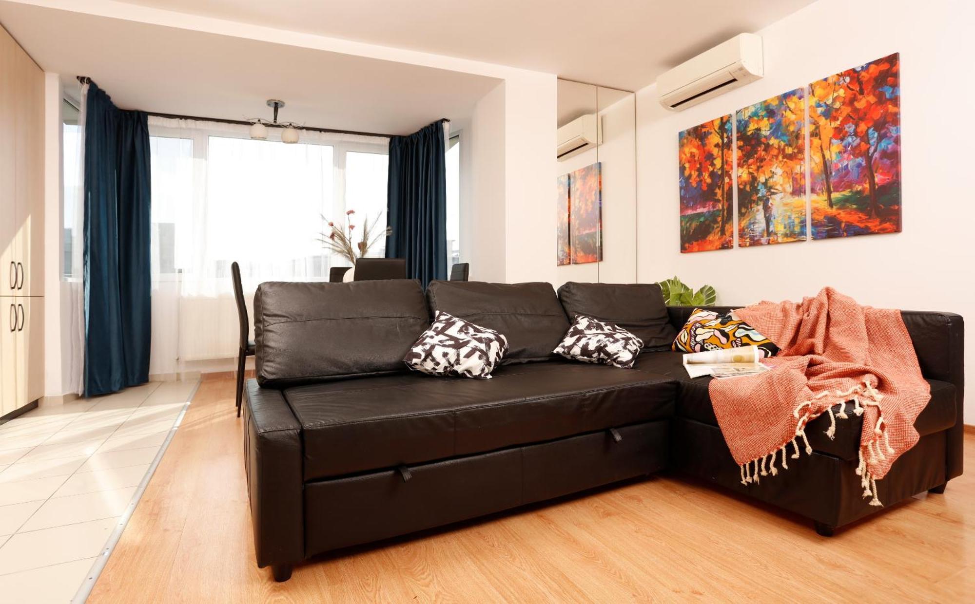 Enchanting Retreat - Historic Old Town - Pet-Friendly Haven - Steps From Unirii בוקרשט מראה חיצוני תמונה