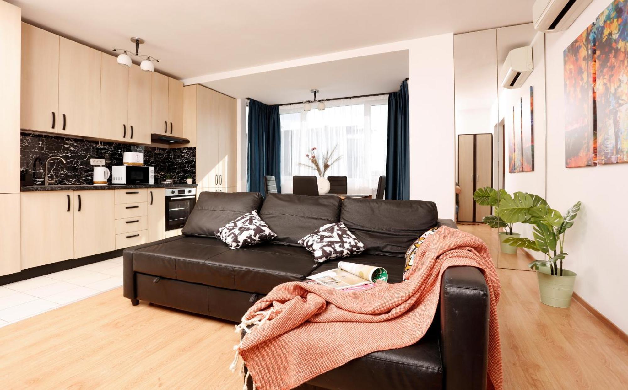 Enchanting Retreat - Historic Old Town - Pet-Friendly Haven - Steps From Unirii בוקרשט מראה חיצוני תמונה